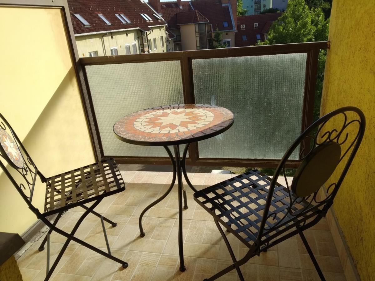 Tímár utcai lakás Eger Exterior foto